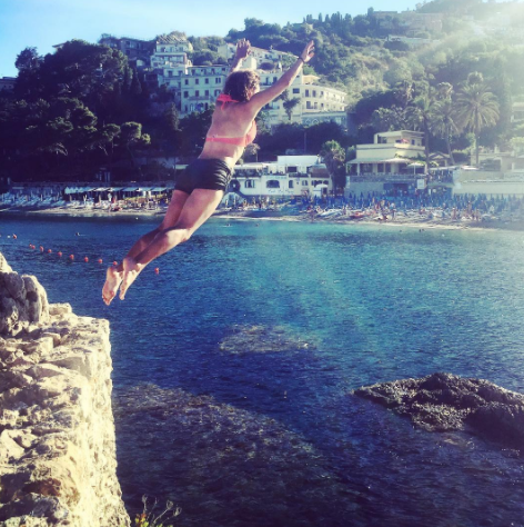 Cliffjump